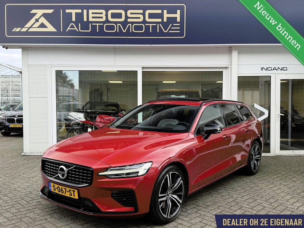 Volvo V60 2.0 T8 AWD R-Design BTW Panorama 360gr Head-up