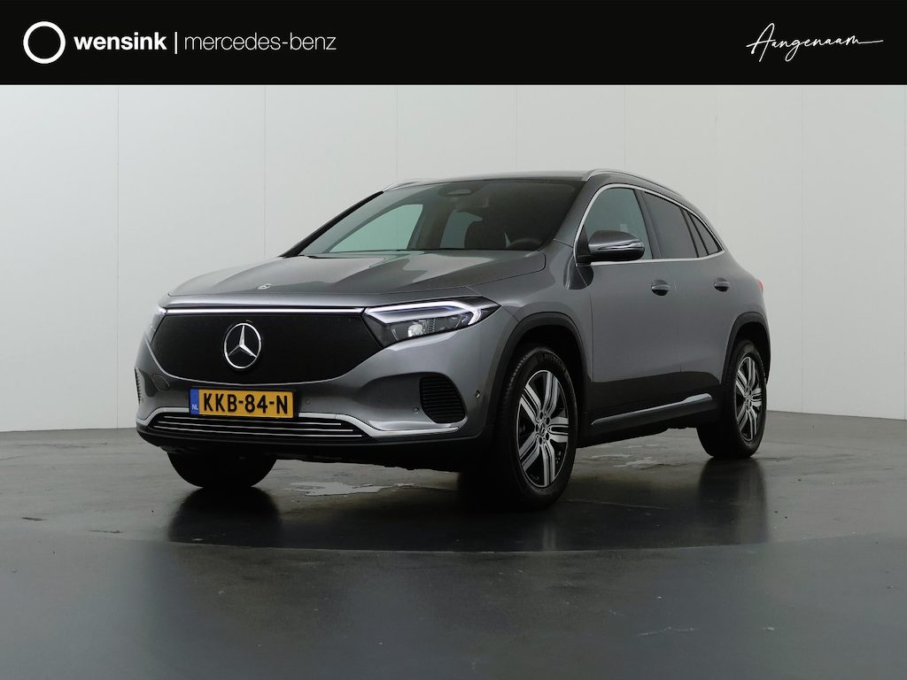 Mercedes-Benz EQA 250+ Business Solution Luxury 71 kWh | Panoramaschuifdak | Rijassistentiepakket |  Winter pakket | Burmester | Achteruitrijcamera | Dodehoekassistent |