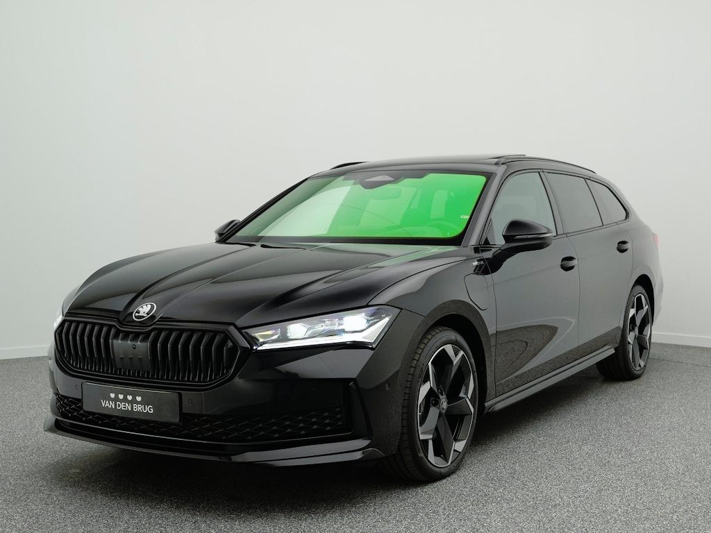 Skoda Superb Combi 1.5 TSI PHEV Sportline Business 204 pk DSG | Full LED Matrix | Panoramadak | Trekhaak | Memorystoelen | Canton Audio | Familiepakket | Elek. achterklep |