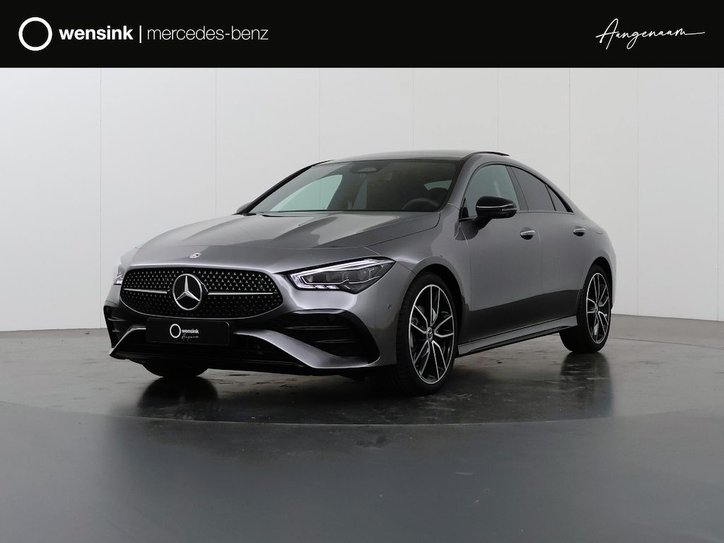 Mercedes-Benz CLA 180 Business Solution AMG | Panoramaschuifdak | AMG Line Plus | Night pakket | Head-up display | 360° camera | 19"AMG velgen |