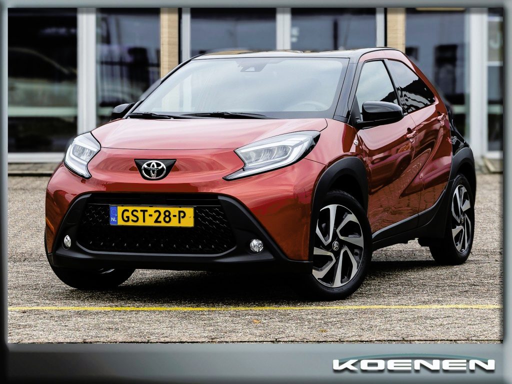 Toyota Aygo X 1.0 VVT-I S-CVT PULSE Automaat, Zwart Dak