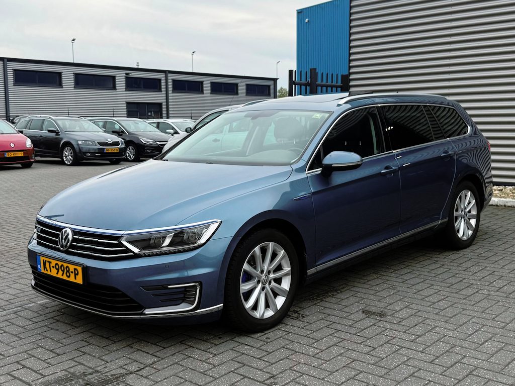 Volkswagen Passat Variant 1.4 TSI GTE Connected Series Plus