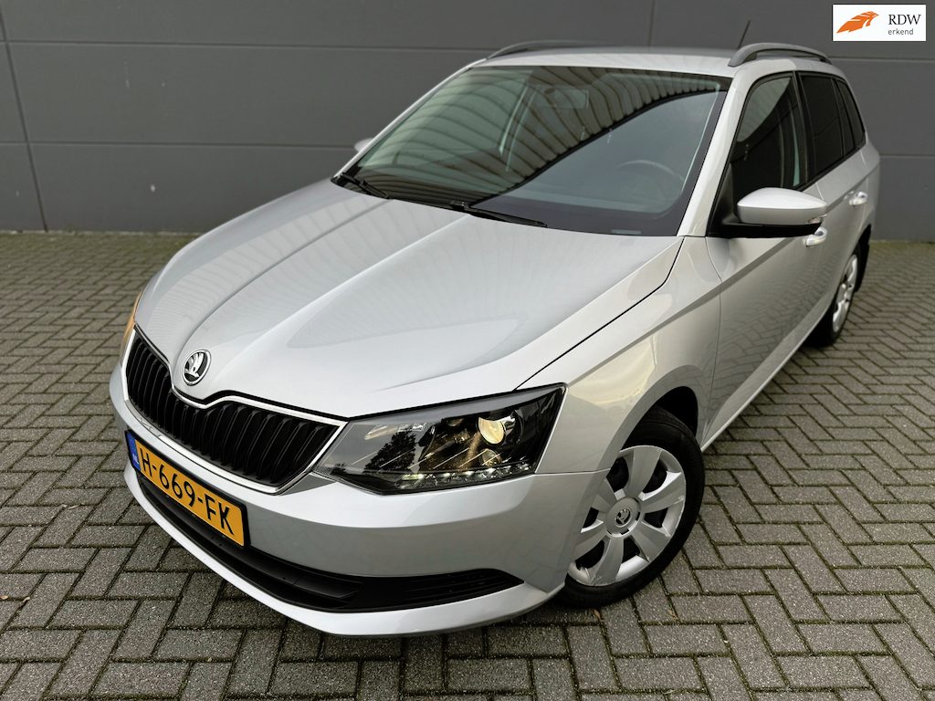Skoda Fabia Combi 1.0 TSI Drive*STOEL VERWARMING*CRUISE*TERKHAAK*AIRCO*NEW APK*NAP