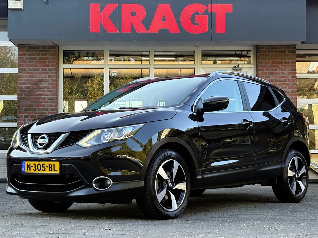 Nissan Qashqai Connect Edition 1.6 163 pk - trekhaak - climate - navi - panoramadak!