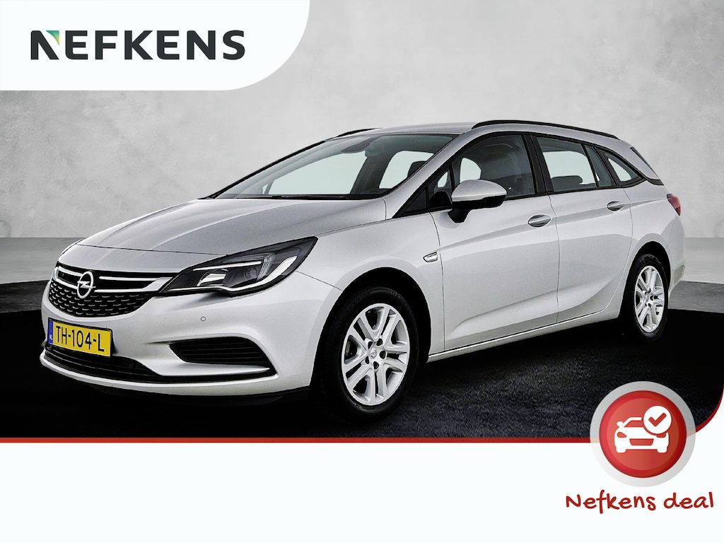 Opel Astra ST 105pk Online Edition | 1ste eigenaar | Parkeersensoren VOOR + Achter | Navigatie | Airco | AppleCarPlay/Android