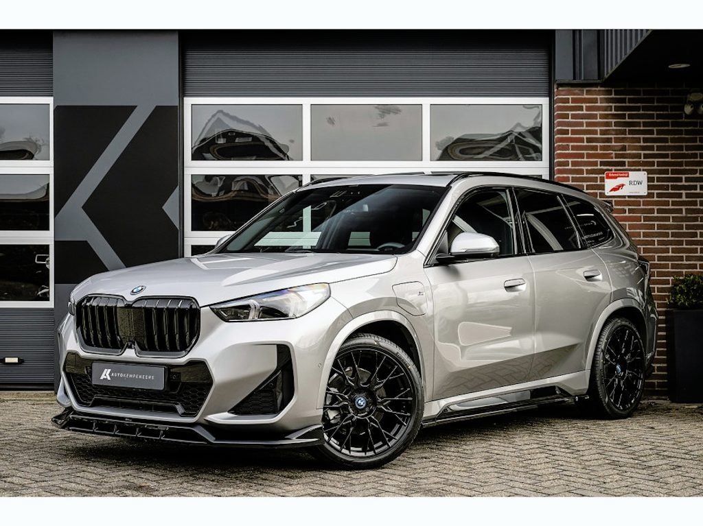 BMW X1 25e xDrive M Sport | Driving Ass. Plus | Camera | Maxton | Stoelverwarming | 20' Inch |