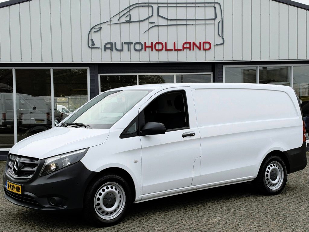 Mercedes-Benz Vito 114 CDI 100KW 136PK L2H1 AUTOMAAT EURO 6 AIRCO/ CAMERA/ TREKHAAK/ CRUISE CONTROL/ 100% DEALERONDERHOUDEN