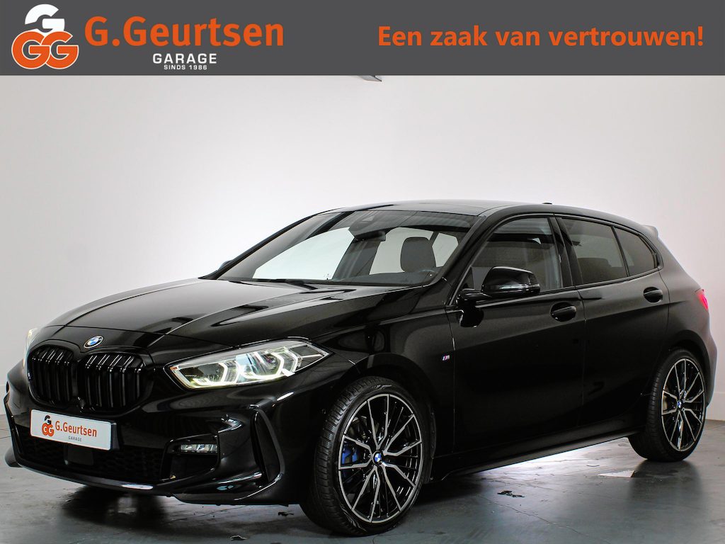 BMW 1-Serie 118d High Executive M-sport HUD, LED, Cruise Control, Camera, Stoelverwarming,