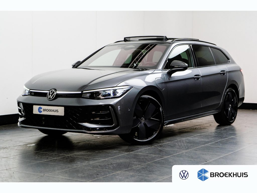 Volkswagen Passat Variant 1.5 eHybrid 272 pk R-Line Edition | Achterstoelen verwarmd | Achteruitrijcamera | Elektrisch glazen panorama-dak