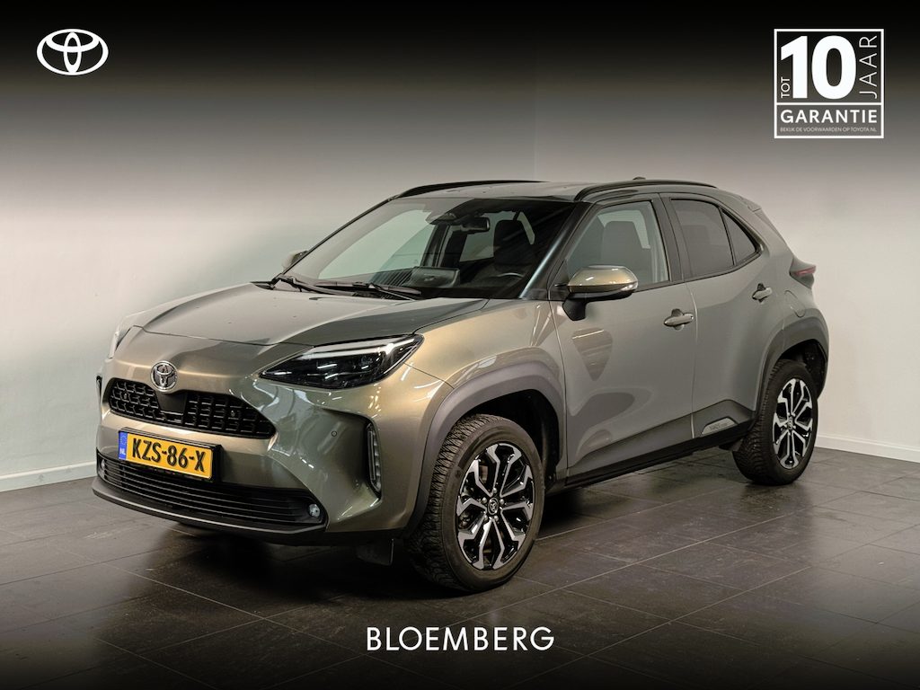 Toyota Yaris Cross 1.5 Hybrid 115 First Edition Winterpack | Stoel / Stuur en voorruitverwarming | Parkeersensoren |
