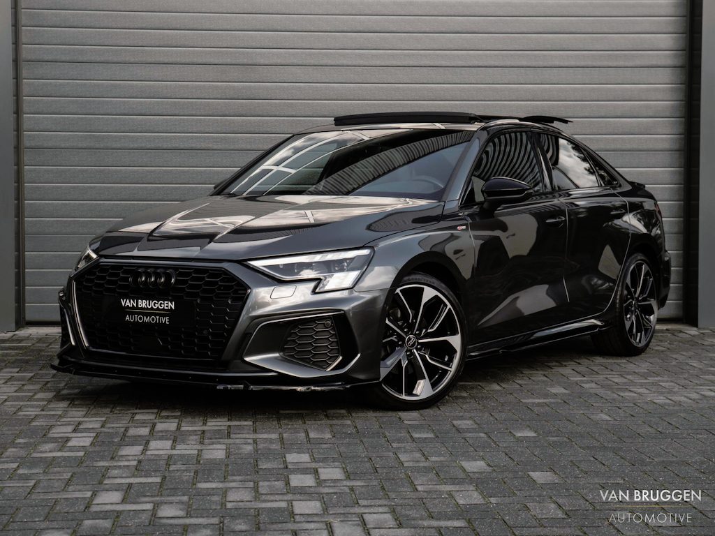 Audi A3 Limousine 35 TFSI S-Line Pano B&O RS-Stoelen Sfeer Camera BTW