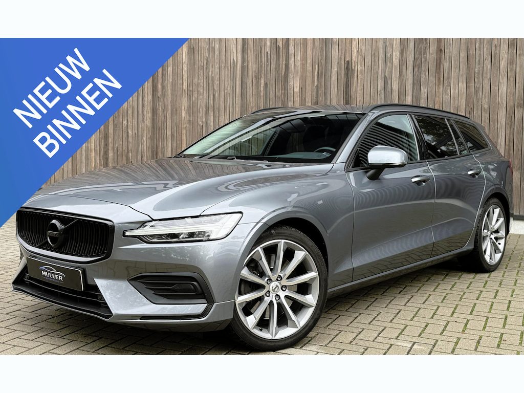 Volvo V60 2.0 T5 Momentum BTW | Carplay | Cruise | NAVI | Leder | Elektrische stoel | Stoelverwarming | Trekhaak