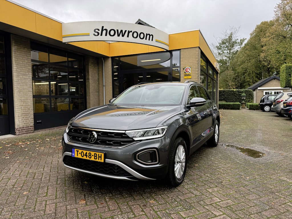 Volkswagen T-Roc 1.5 TSI Life Business Automaat Climate Control Navi Camera Carplay