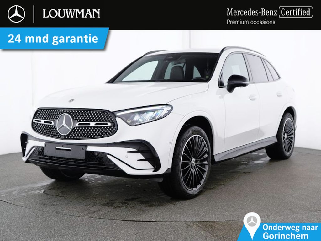 Mercedes-Benz GLC 300 e 4MATIC AMG Plug-In Hybride AMG-Line | Night Pakket | Trekhaak | Distronic | AC en DC Laden | 20 Inch AMG velgen | Stoel en Stuur verwarming. Inclusief 24 maanden MB Certified garantie voor Europa.