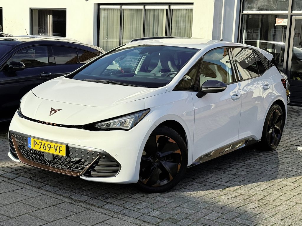 CUPRA Born Performance One 62 kWh, SOH 93.4 %,Apple Carplay/Android,Stoelverwarming,Navigatie