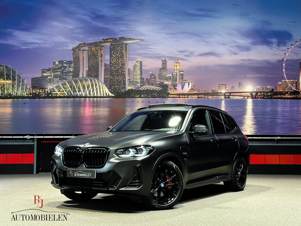 BMW X3 xDrive30e High Executive Laser|H/K||M-Kuipstoelen|Panorama|M-Pakket|Carbon
