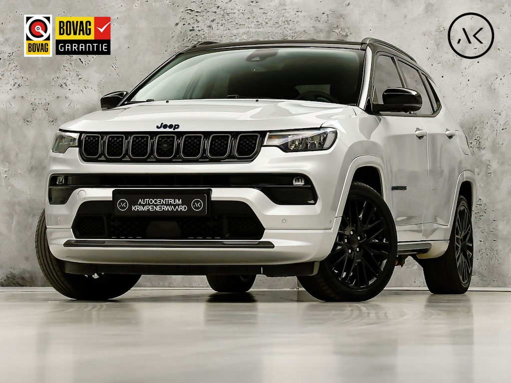 Jeep Compass 4xe 240 Plug-in Hybrid Electric S 240Pk Automaat (APPLE CARPLAY, SOH 88,2%, 360 CAMERA, LEDER, SPORTSTOELEN, ADAPTIVE CRUISE, GETINT GLAS, KEYLESS, NIEUWSTAAT)