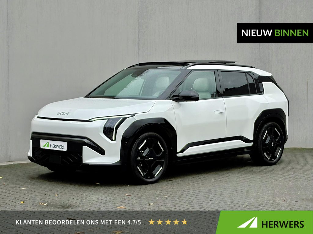 Kia EV3 GT-PlusLine 81.4 kWh / Fabrieksgarantie tot 20-08-2032 / Schuif-kantel dak / Harman/Kardon / Panoramadak / Stoel- & Stuurverwarming / Stoelverkoeling Voor / 360 Camera / Apple Carplay Android Auto / Navigatie / Elektrisch verstelbare stoelen met Geheugen / Elektrische Achterklep /
