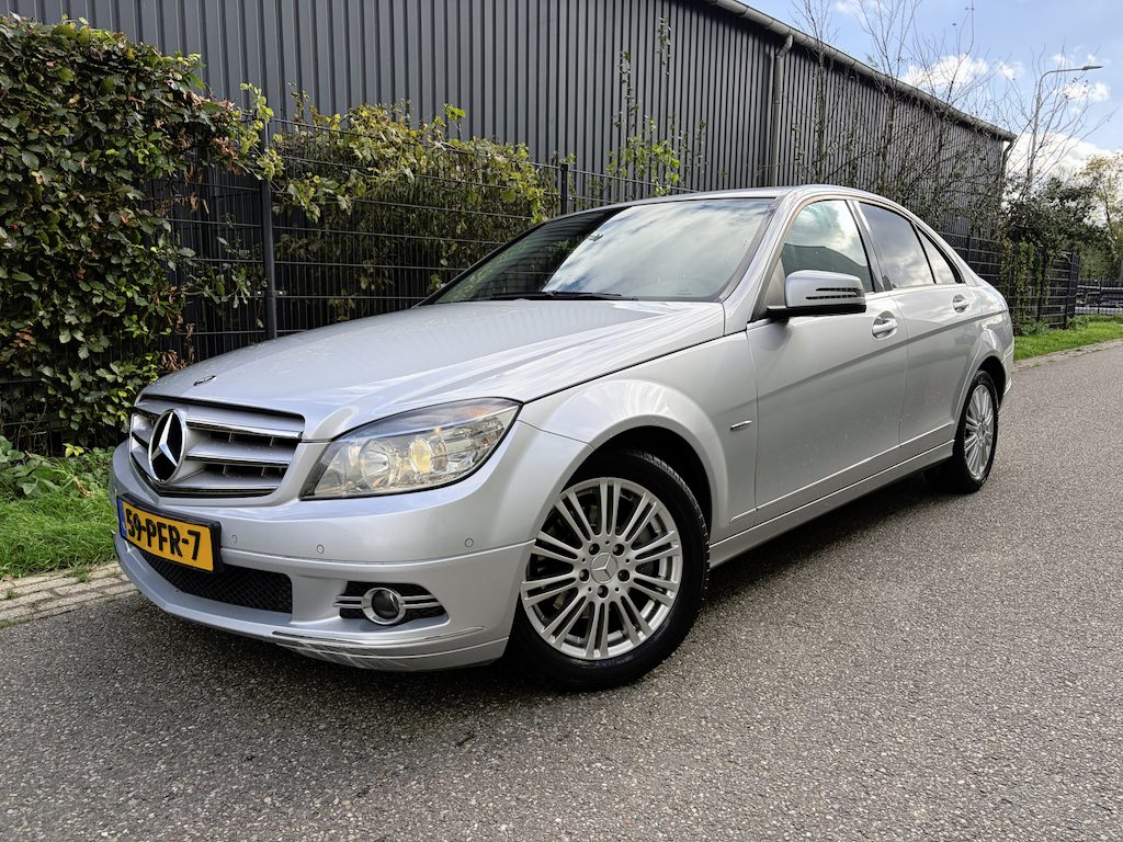 Mercedes-Benz C-klasse 180 CDI BlueEFFICIENCY Business Class Avantgarde / AUTOMAAT / AIRCO / TREKHAAK