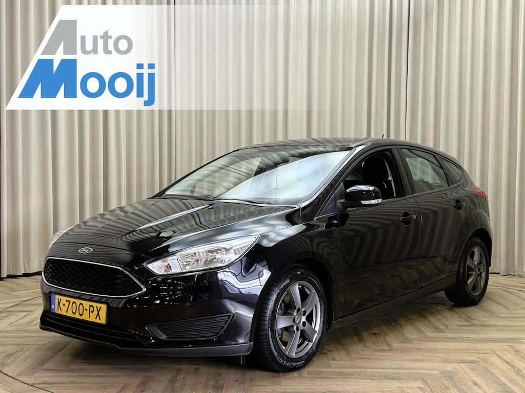 Ford Focus 1.0 Titanium Edition Stoel-/Stuurverwarming / PDC / Airco / 17'' LMV