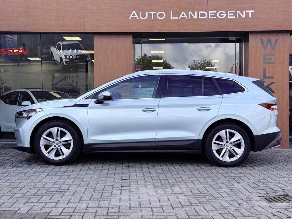 Skoda Enyaq iV 80 | Camera | Carplay | DAB | NAV | Cruise control | Open dak | Stoel verwarming