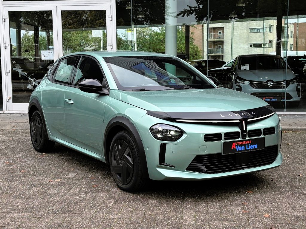 Lancia Ypsilon 1.2 Turbo Hybrid 100pk eDCT6 LX Camera| Digital Dash.|Dode hoek|Navi|Rijklaarprijs incl garantie