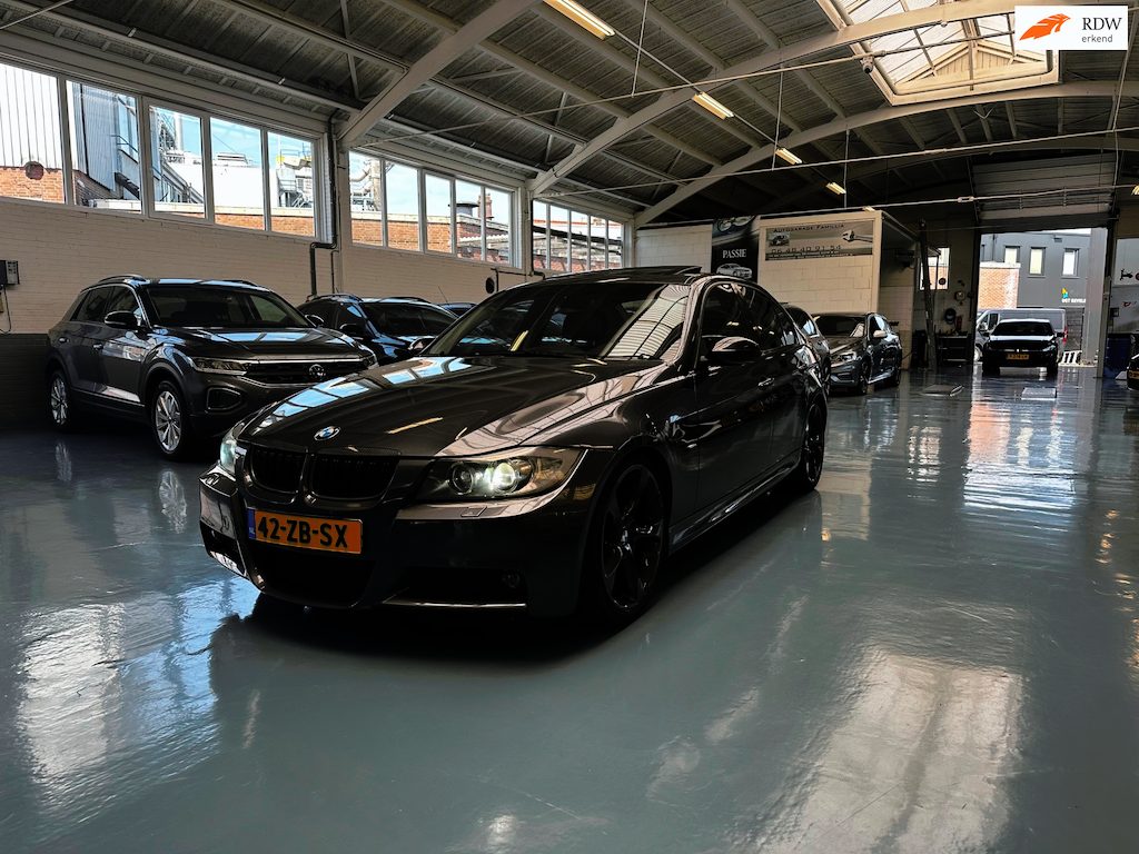 BMW 3-Serie 325i Dynamic Executive M-Pakket Xenon/Navi/Schuifdak...