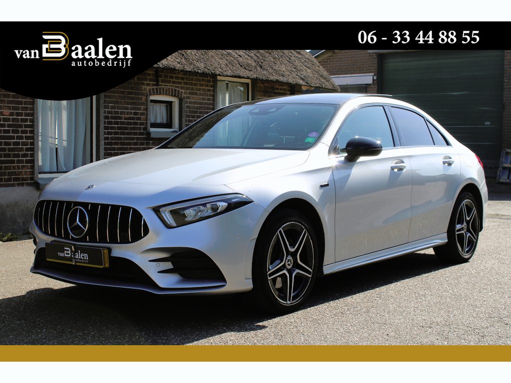 Mercedes-Benz A-klasse 250 e PHEV AMG SOh 97,1% PANO SFEER LED ORG NL 110000KM!!!