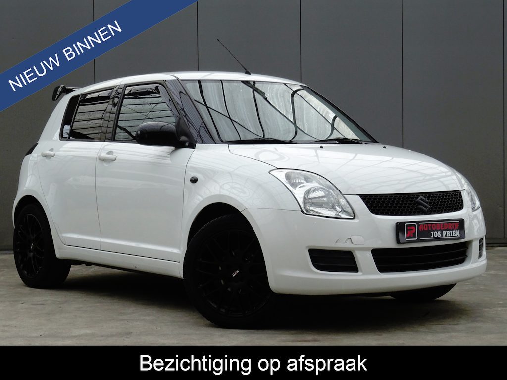 Suzuki Swift 1.3 SPORT * CARPLAY * 17 INCH !!