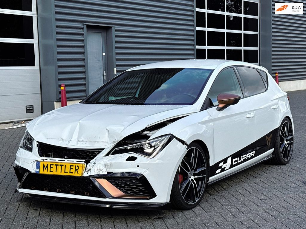 SEAT Leon ST 2.0 TSI CUPRA 300 | Camera| Navigatie | Standkachel