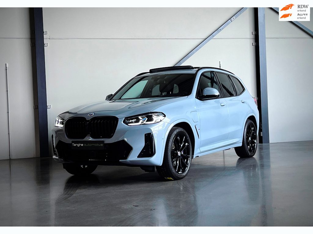 BMW X3 XDrive30e M-Sport,Panodak,Trekhaak,Adapt Cruise,Laser,HUD