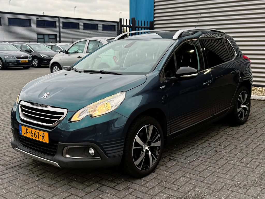 Peugeot 2008 1.2 PureTech Urban Cross