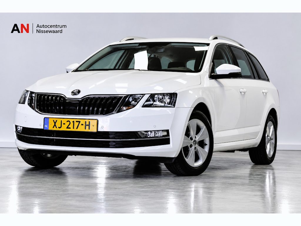 Skoda Octavia Combi 1.5 TSI Greentech Style |DSG|Park assist|Carplay
