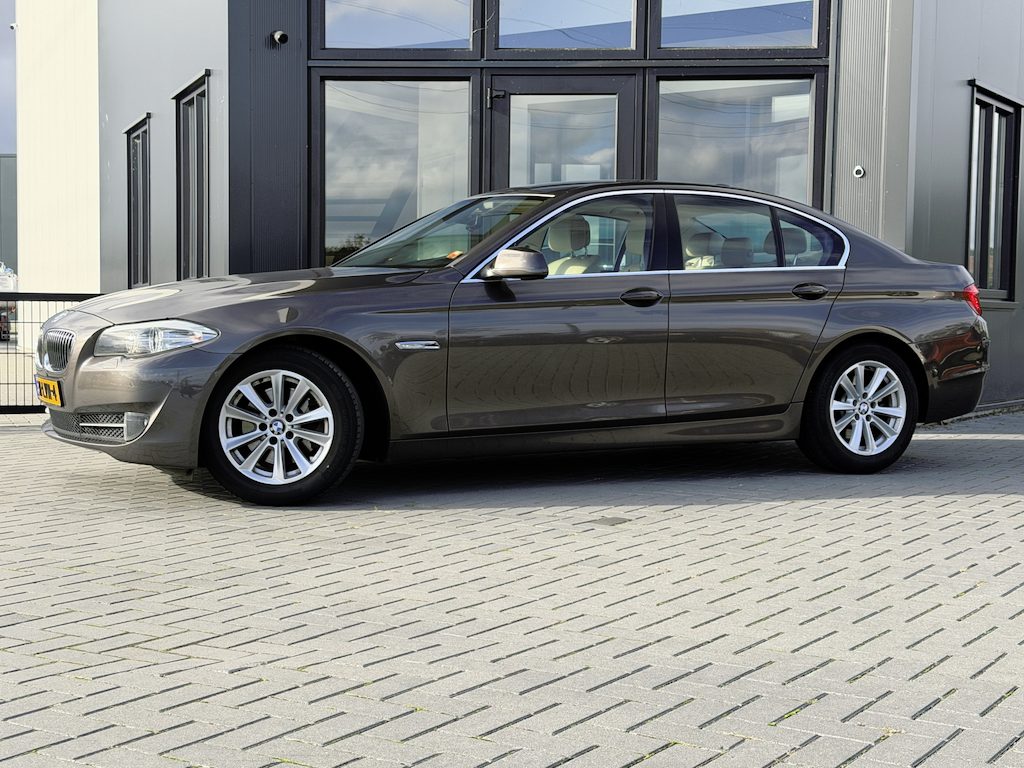 BMW 5-Serie 523i Executive Leer | Hout | Nav. Prof | Super netjes!