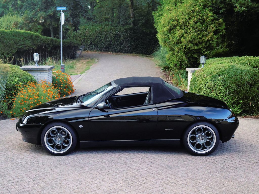 Alfa Romeo Spider 2.0-16V T.Spark 18"Teledials en Novitec