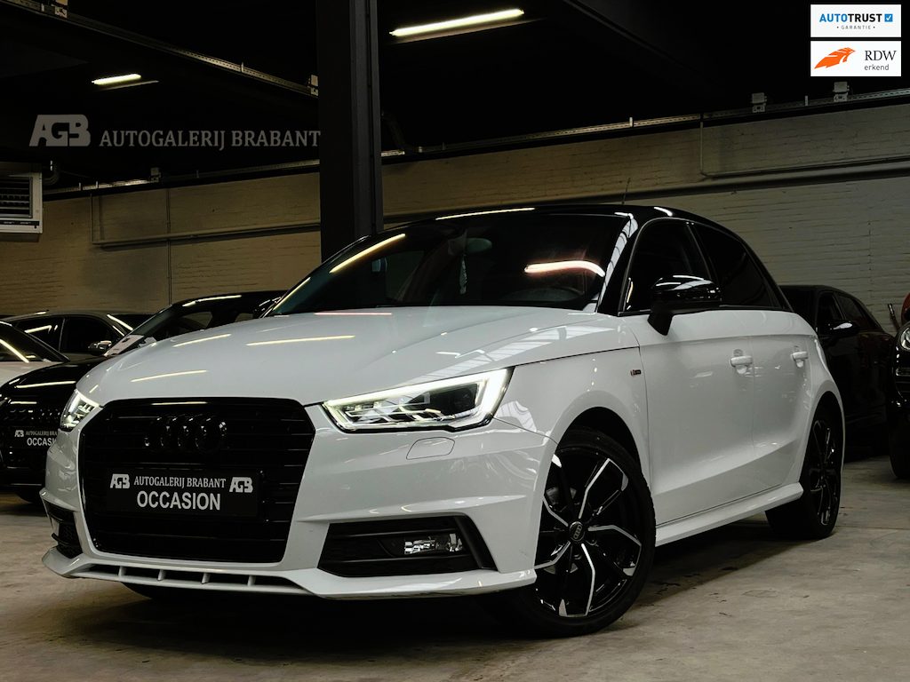 Audi A1 Sportback 1.0 TFSI Adrenalin S Line Navigatie/Cruise Control/Bluetooth