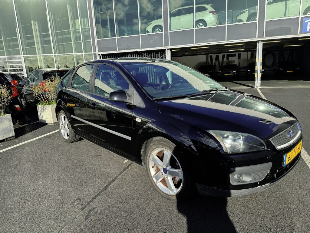 Ford Focus 2.0-16V Futura