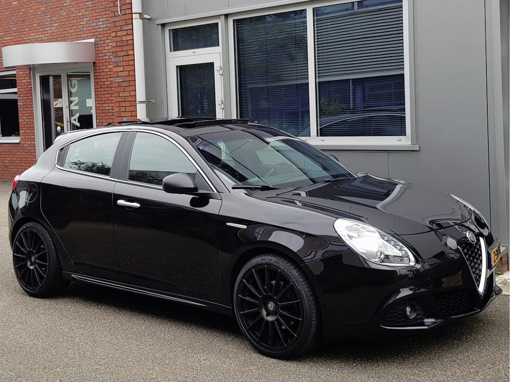 Alfa Romeo Giulietta 1.4 T Vol Leder PanoDak 19" Navi