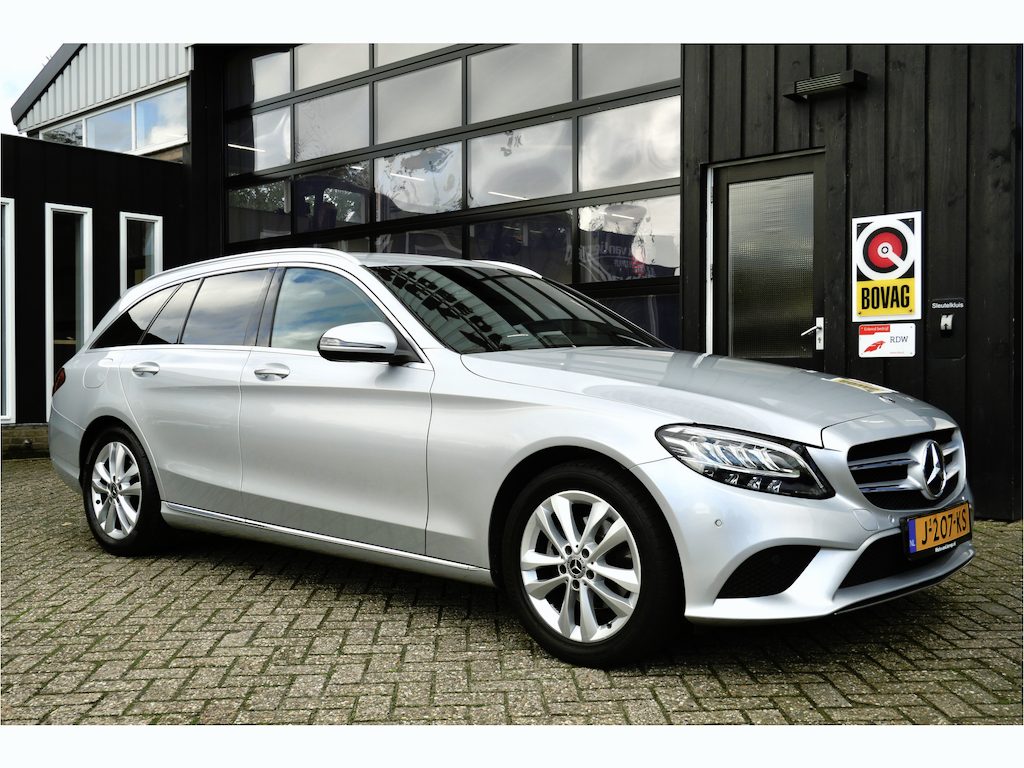 Mercedes-Benz C-klasse Estate 180 Advantage Pack | Dealer Onderhouden | Carplay | NL-Auto | Camera | Half-Leder