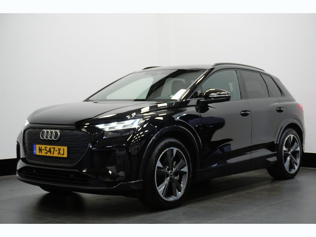 Audi Q4 e-tron 40 Launch edition Advanced S-Line 77 kWh 3 Fasen | Leder | Camera | Warmtepomp | ACC | €31.900,- Incl. BTW