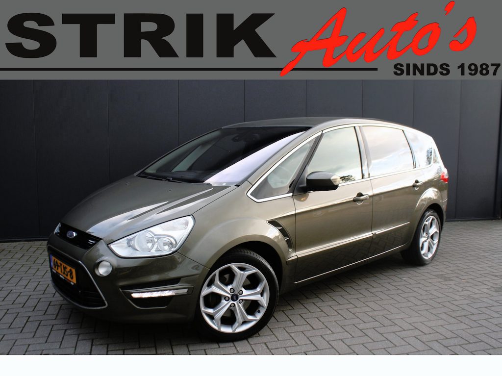 Ford S-Max 2.0 EcoBoost Titanium - NAVIGATIE - TREKHAAK - 2 x PDC - STOELVERWARMING