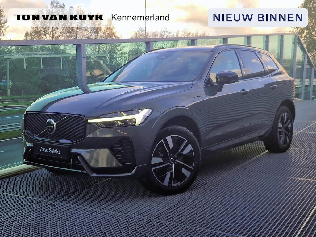Volvo XC60 2.0 T6 Plug-in hybrid AWD Plus Dark PHEV, Automaat, Panoramadak, Trekhaak semi elektrisch inklapbaar, Head-up display, Stoelverwarming, Stuurverwarming, Harman Kardon audio, 360 graden parkeercamera