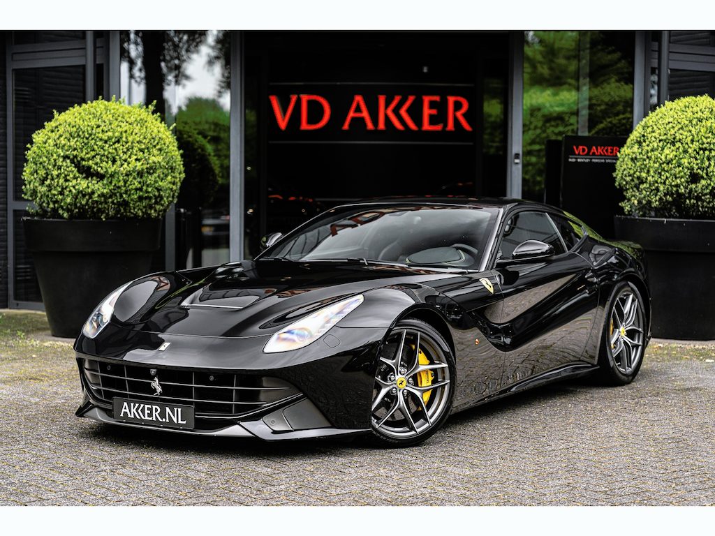 Ferrari F12 Berlinetta | Liftsysteem | Custom Audio | PPF | Daytona Stoelen | Forged Wielen