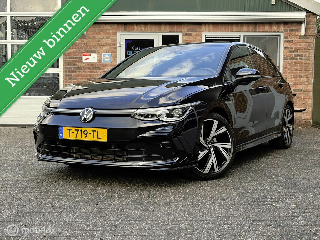 Volkswagen Golf 1.5 eTSI R-Line Business|Keyless entry|Camera|Carplay|Sfeerverlichting.