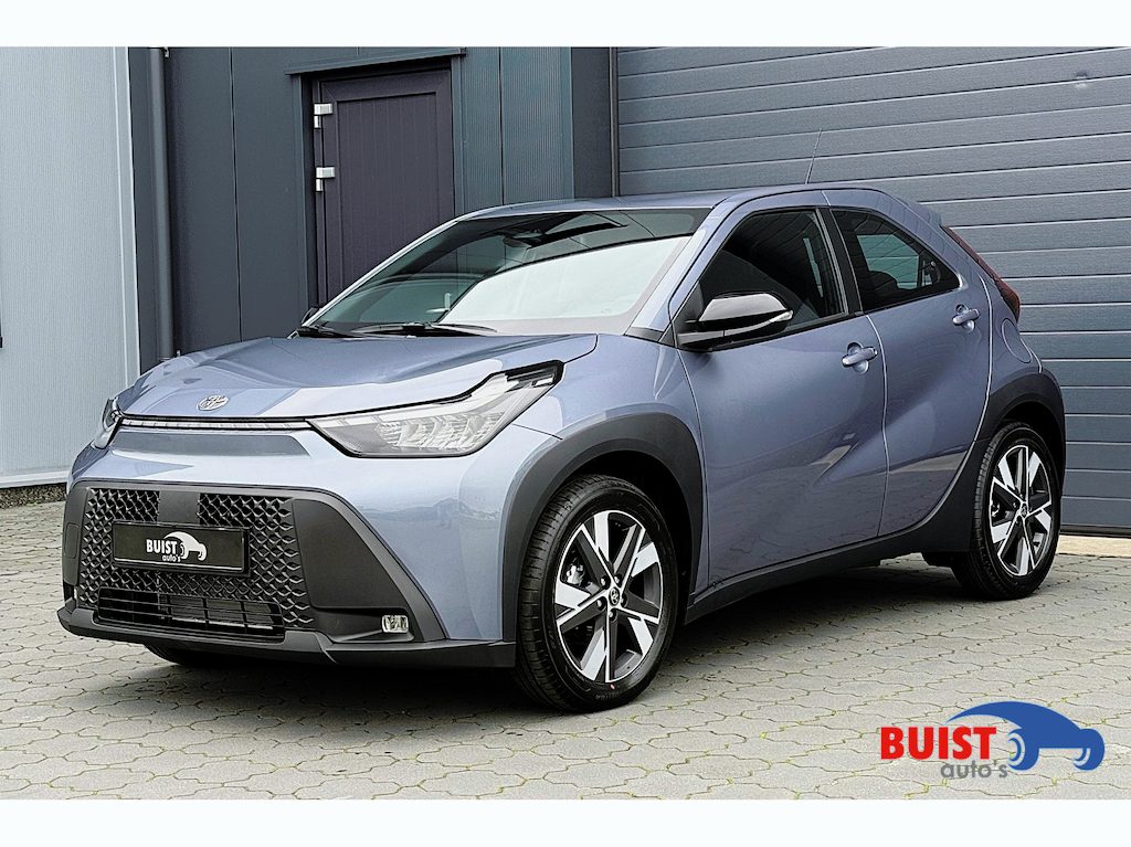 Toyota Aygo X Hybrid 115 pulse 17" STOELVERWARMING LED CARPLAY NIEUWE AUTO! 4X OP VOORRAAD!