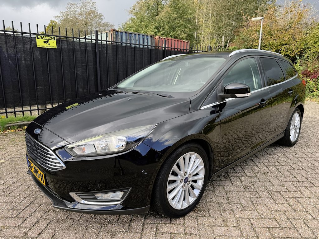 Ford Focus Wagon 1.0 Titanium Edition Clima/Cruise/Navi/Wifi/PDC