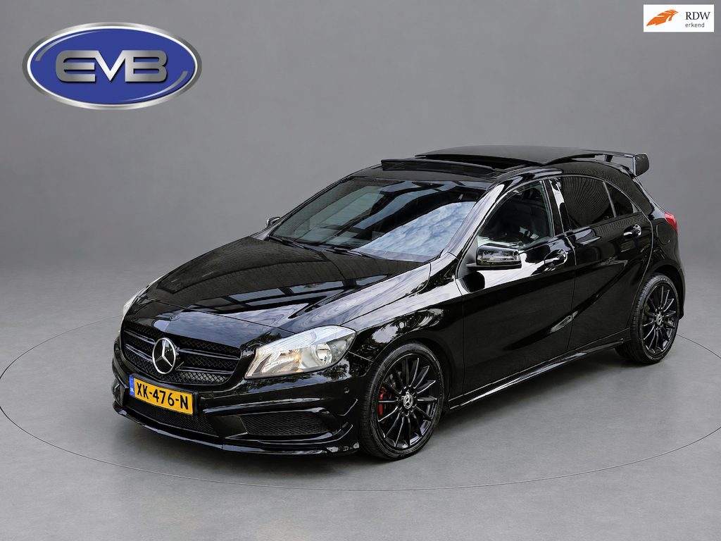 Mercedes-Benz A-klasse 180 Automaat AMG 45 styling, panoramadak, unieke uitvoering!