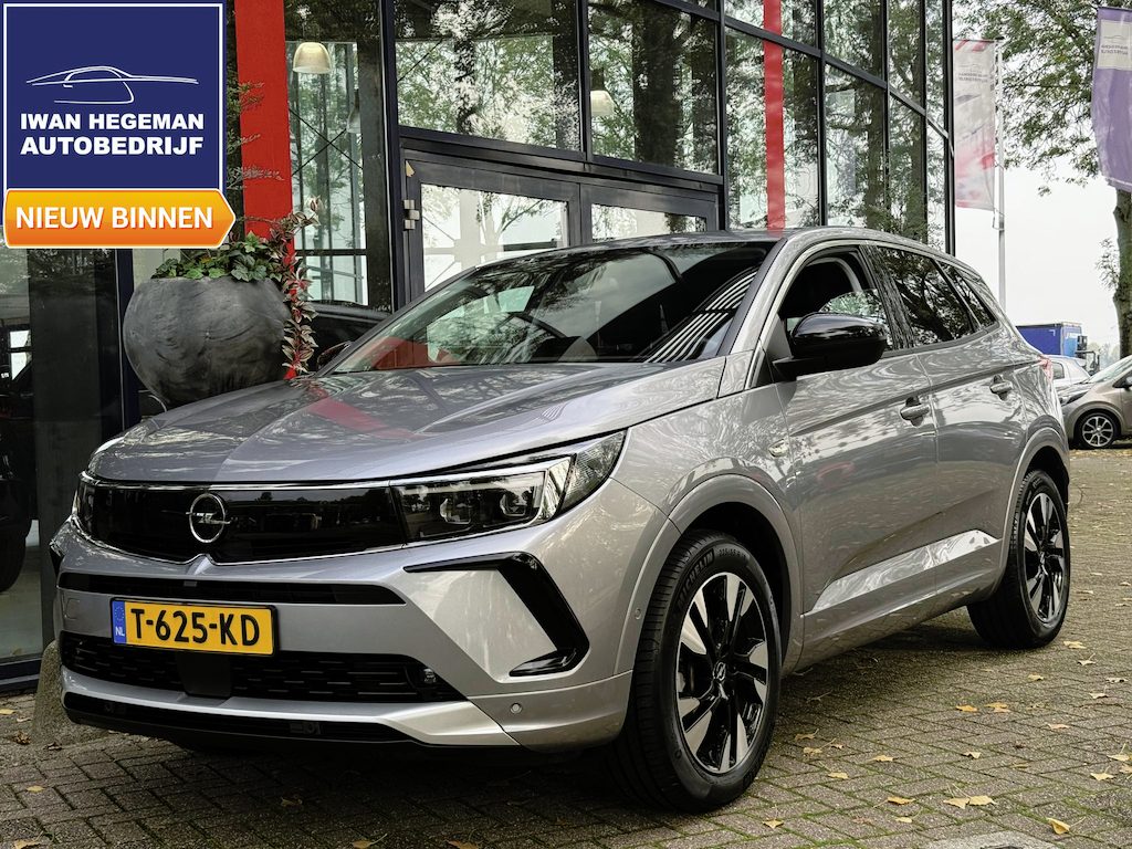 Opel Grandland 1.2 Turbo 130PK Level 3 AUTOMAAT | Navigatie | Trekhaak | Cruise Control | Climate Control | Licht metalen velgen