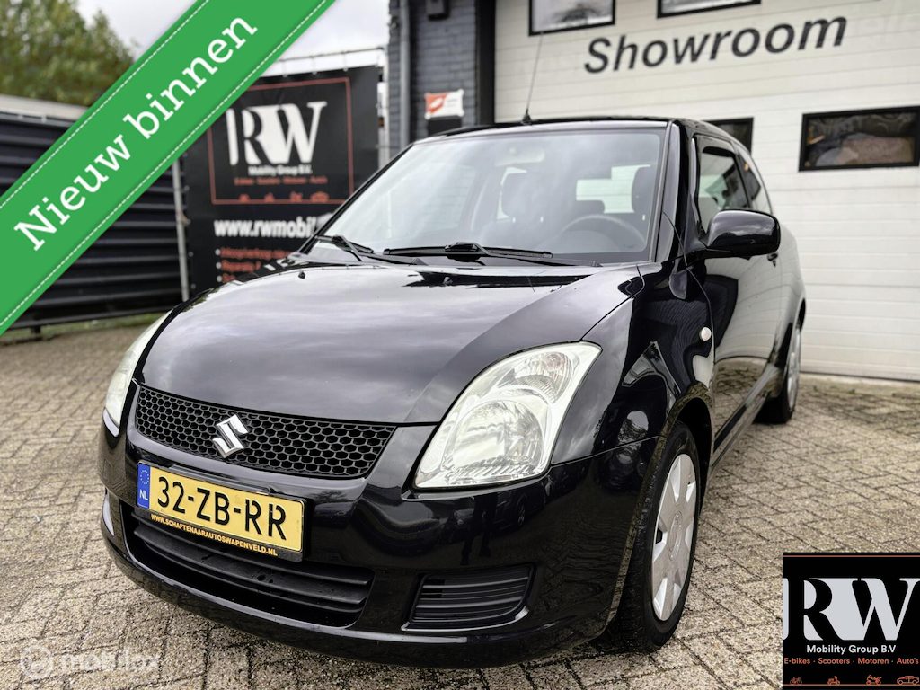 Suzuki Swift 1.3 Base *MET NIEUWE APK*