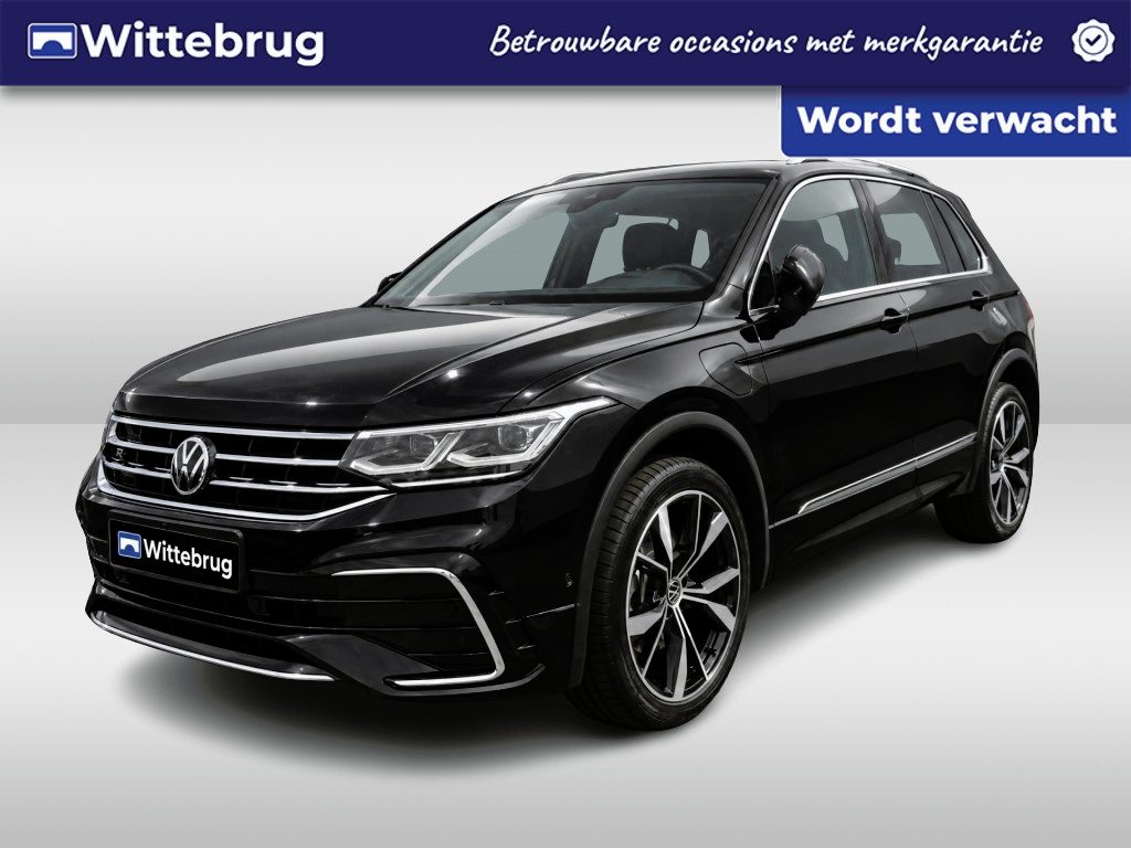 Volkswagen Tiguan 1.4 TSI eHybrid 245pk DSG R-Line / Leer / LED Matrix / Memory Seats /  Elek Achterklep Met Virtual Pedal / 360 Camera / Stuur & Stoelverwarming / 20" LMV